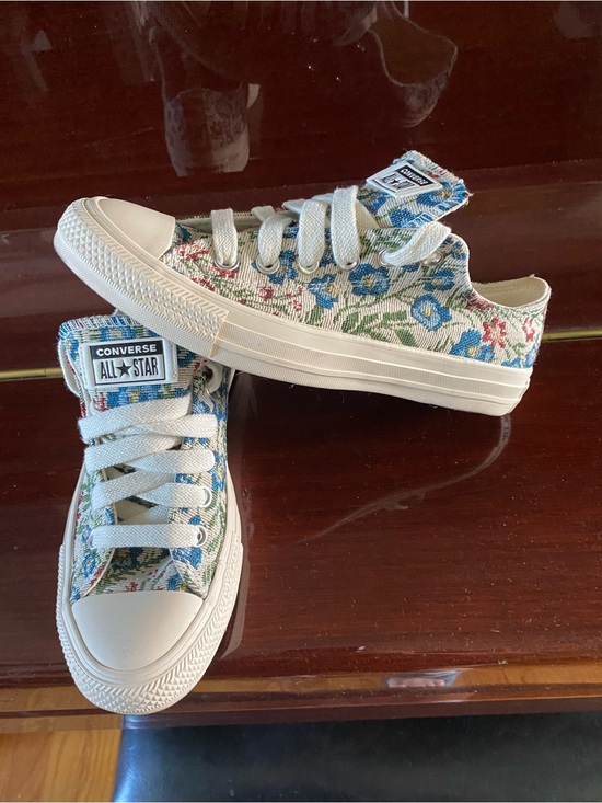 Converse Shoes - Converse Floral Low Top Sneakers